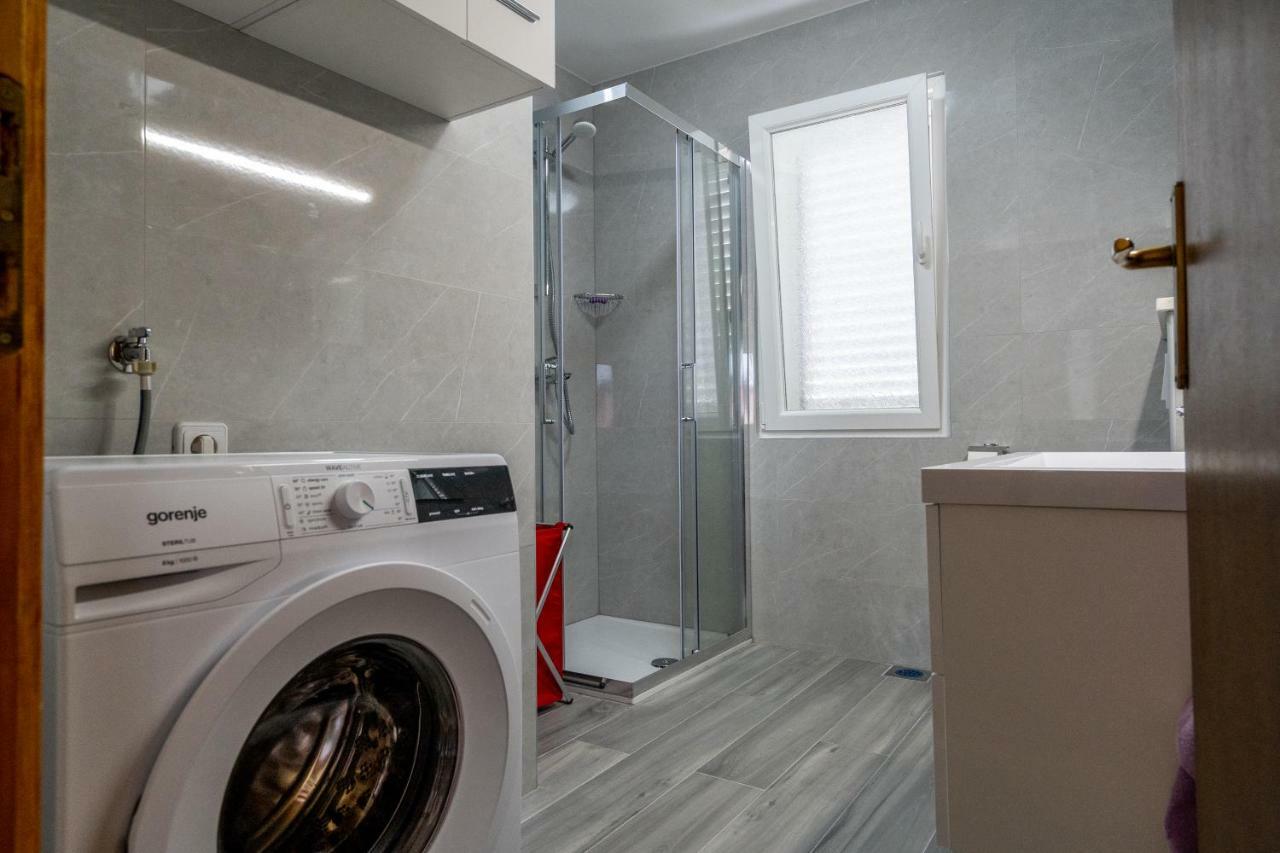 Split3 Apartment Bagian luar foto
