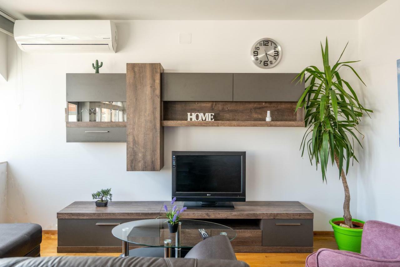 Split3 Apartment Bagian luar foto